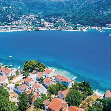 Cozy In With Kitchen Apartamento Slano