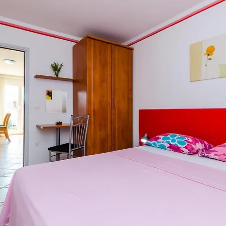 Cozy In With Kitchen * Slano