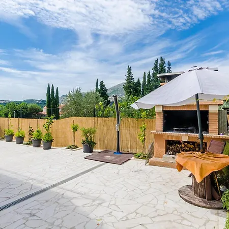 Cozy In With Kitchen *